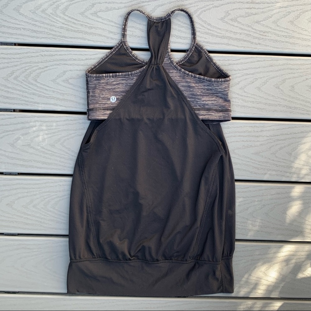 LULULEMON 2 in 1 Sportsbra and Tank Women’s Size 6 EUC